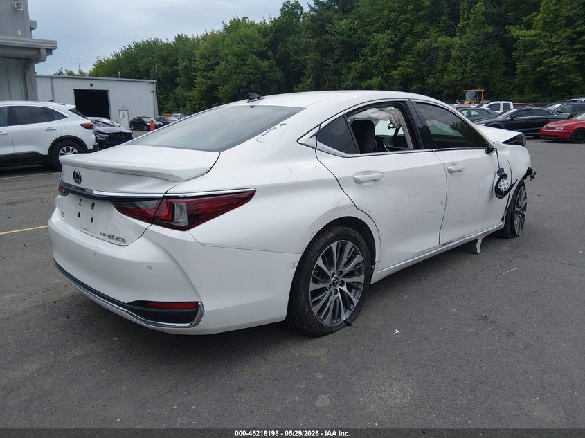 2021 LEXUS ES 250 auction photo 4