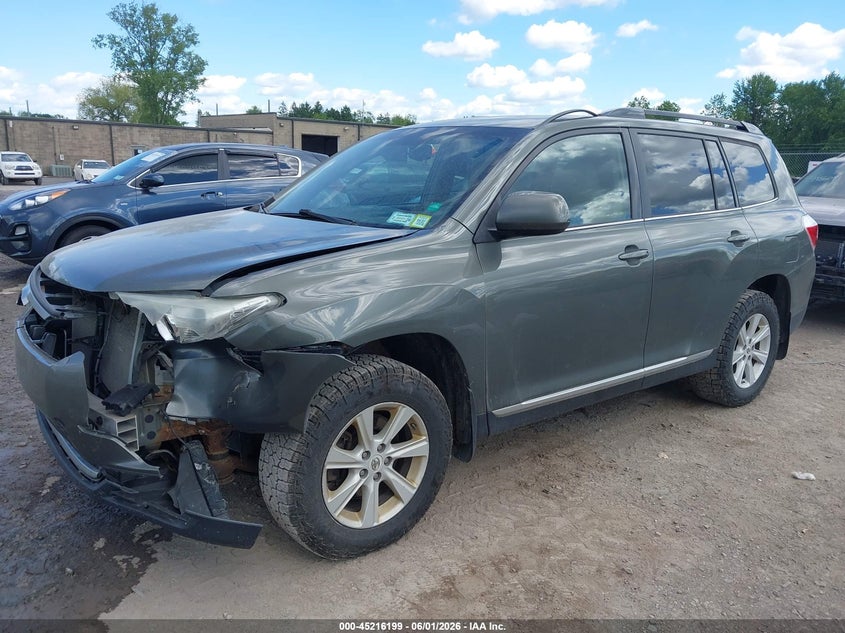 Vin: 5tdbk3ehxcs148600, lot: 45713955, toyota highlander se v6 20122