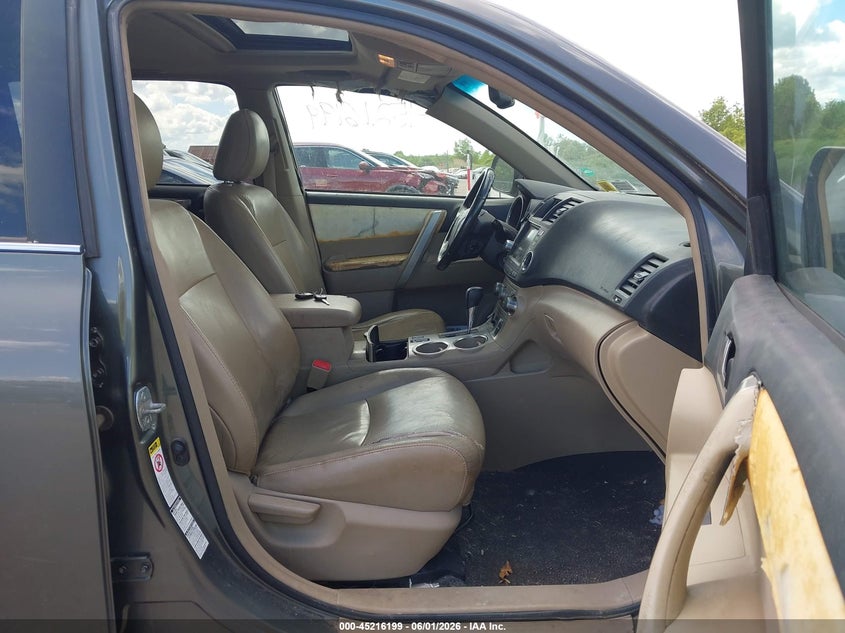 2012 Toyota Highlander 3.5 Se V6 grey Lot 111045216199 Vin 5TDBK3EHXCS148600