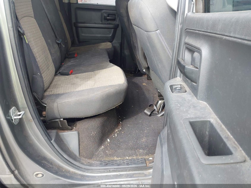 1C6RD7FT2CS227681 2012 Ram 1500 5.7 Ram St grey