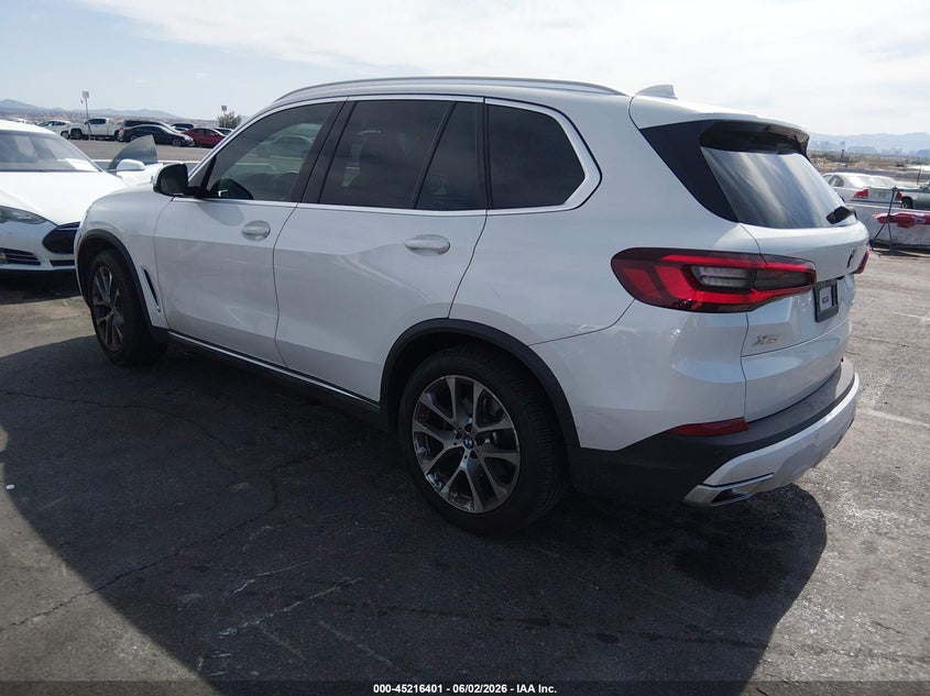 Vin: 5uxcr4c07p9s00660, lot: 45714156, bmw x5 sdrive40i 20233