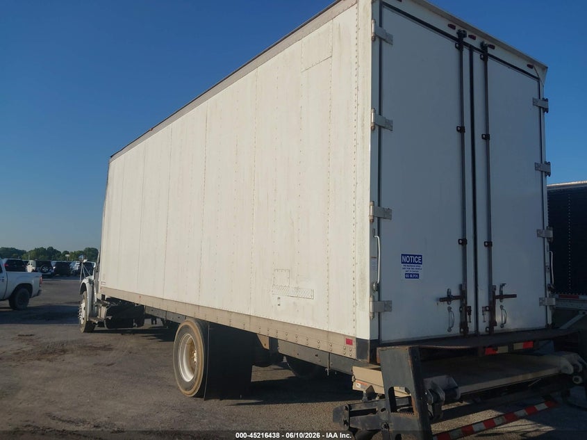 2013 FREIGHTLINER M2 auction photo 3