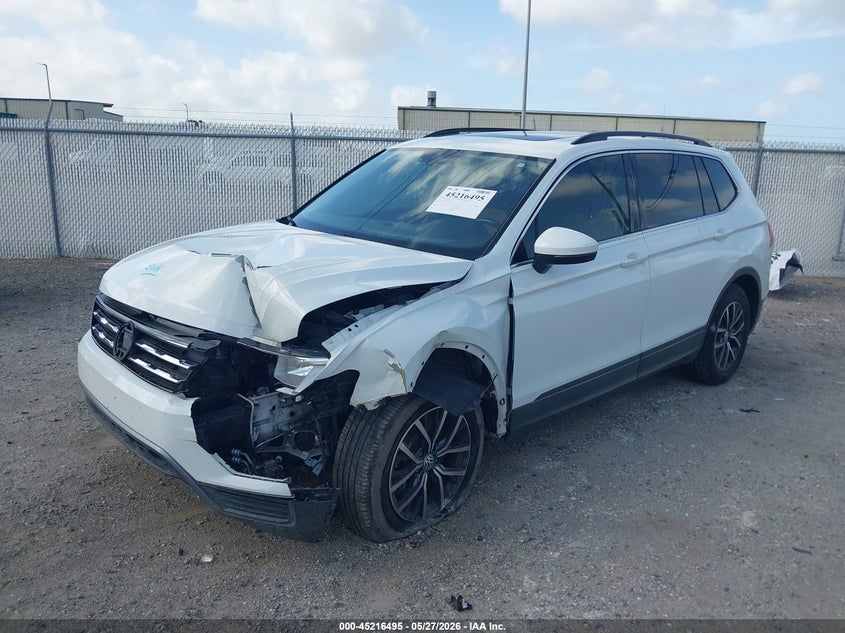 2019 VOLKSWAGEN TIGUAN auction photo 2