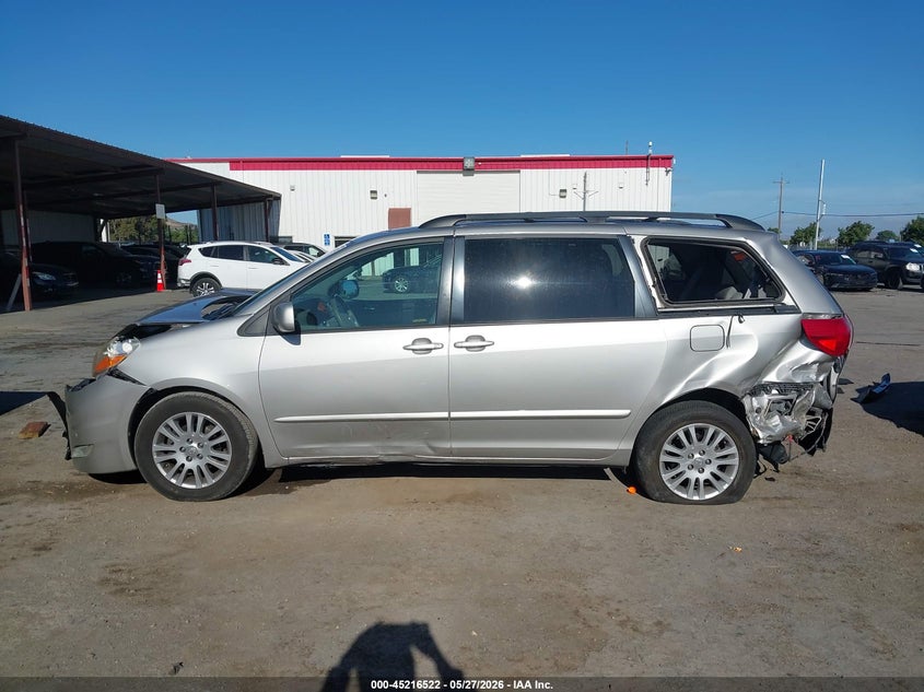 AtlanticExpress - Toyota Sienna