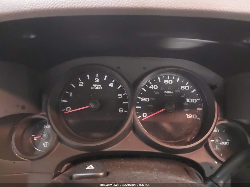 CHEVROLET SILVERADO 1500 2010 VIN 1GCPCPEX7AZ208992