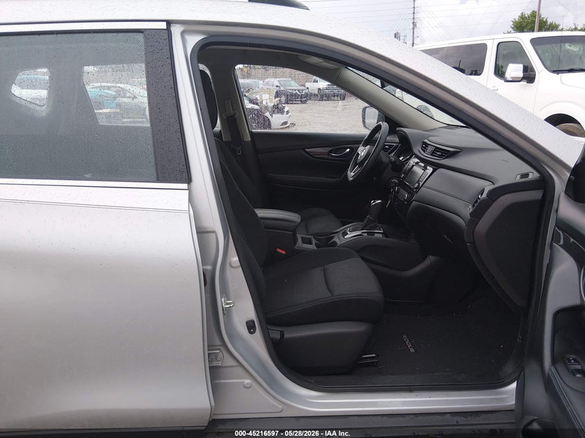 AtlanticExpress - Nissan Rogue Sport