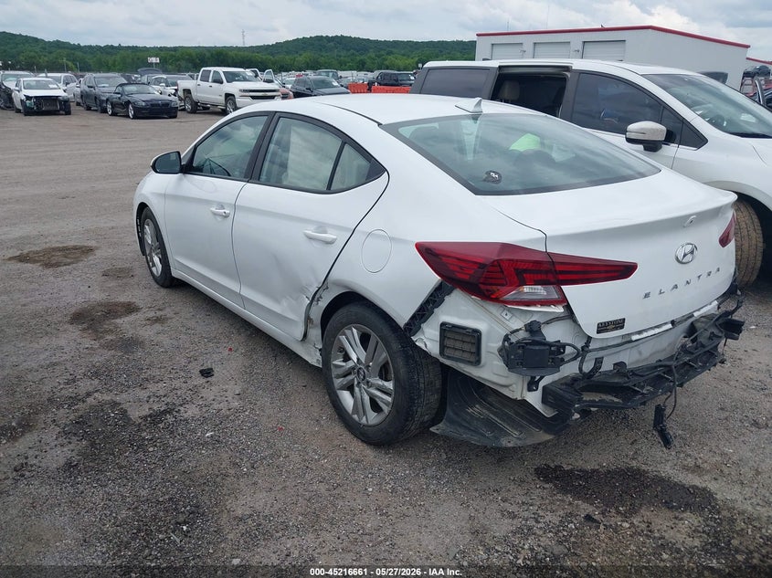 2020 HYUNDAI ELANTRA auction photo 3