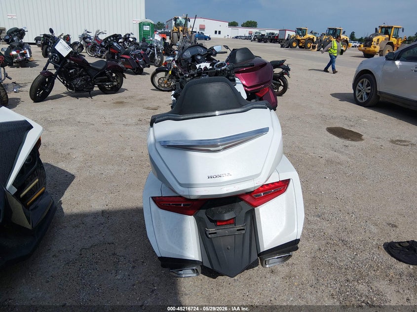 2018 Honda Gl1800 D VIN: JH2SC7957JK000078 Lot: 45216724