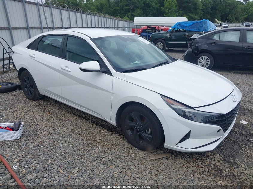 2023 Hyundai Elantra  (VIN: 5NPLM4AG8PH102549)