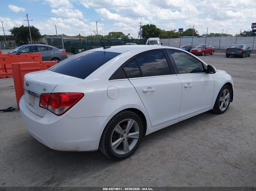2012 Chevrolet Cruze 1.4 2Lt white Lot 111045216811 Vin 1G1PG5SC2C7100653