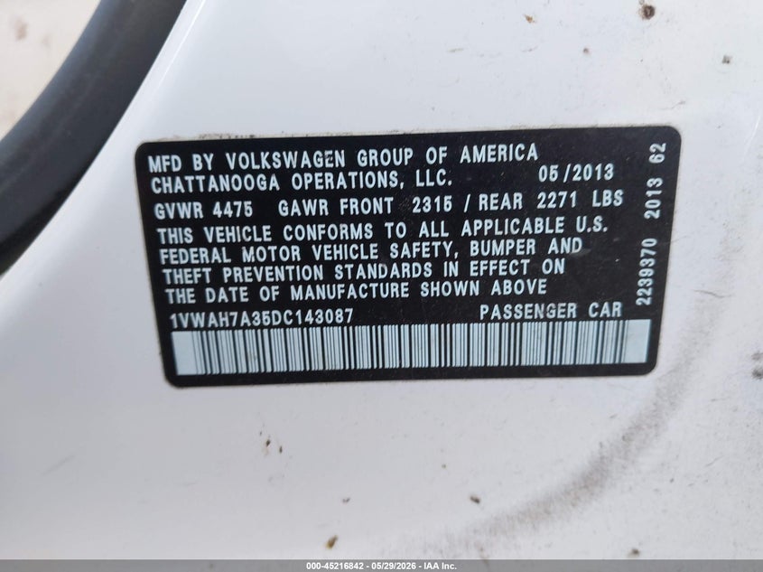 2013 Volkswagen Passat 2.5L Wolfsburg Edition VIN: 1VWAH7A35DC143087 Lot: 45216842