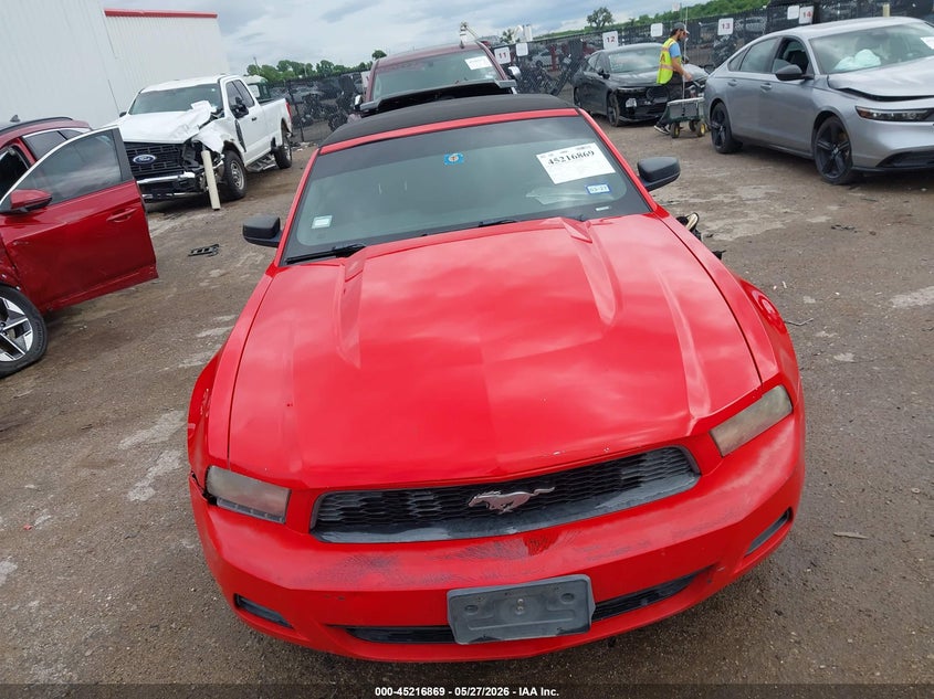 2012 Ford Mustang 3.7 V6 red Lot 111045216869 Vin 1ZVBP8EM8C5235152