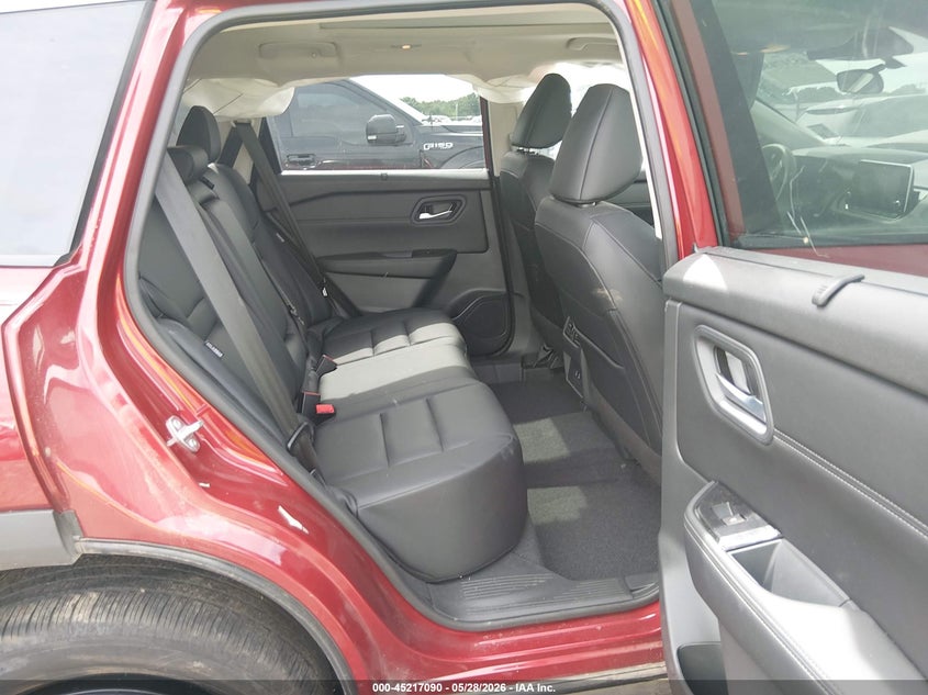 2026 NISSAN ROGUE auction photo 8
