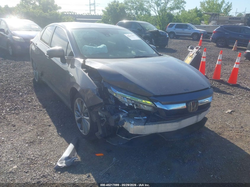 2018 Honda Clarity Plug-In Hybrid Touring VIN: JHMZC5F31JC019247 Lot: 45217099