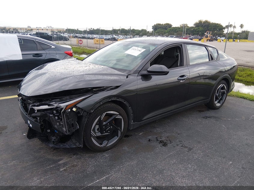 2025 KIA K4 auction photo 2