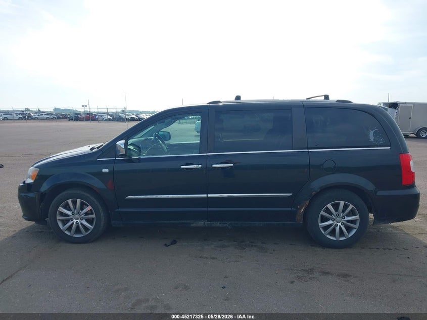2014 Chrysler Town & Country Touring-L 30Th Anniversary VIN: 2C4RC1CG2ER453305 Lot: 45217325