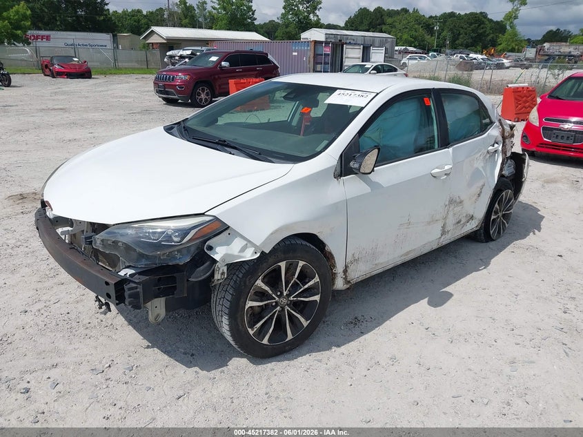 2017 TOYOTA COROLLA auction photo 2