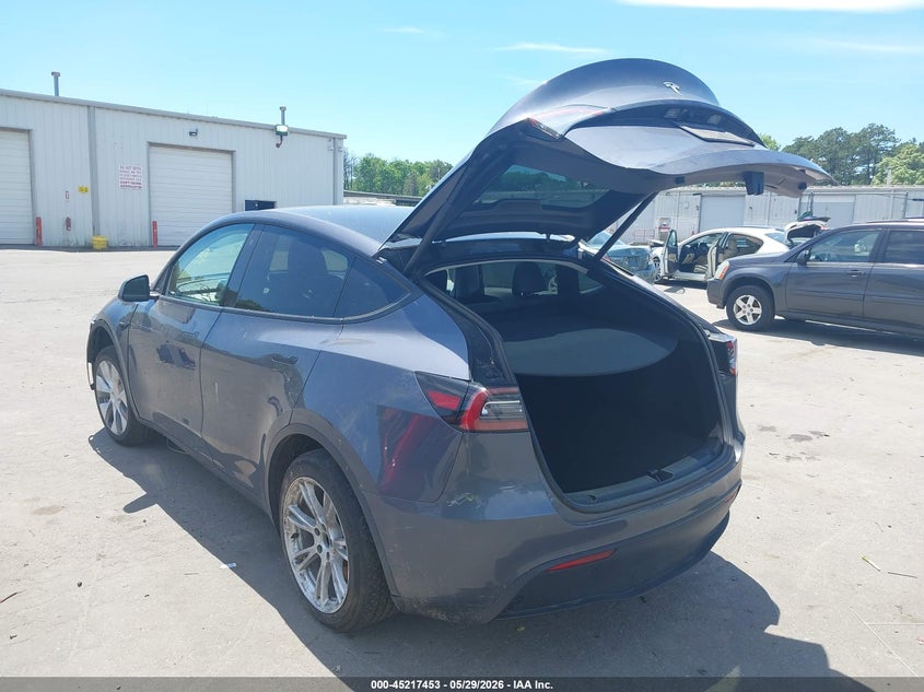 Vin: 7saygdee1pf695050, lot: 45715214, tesla model y awd/long range dual motor all-wheel drive 20233