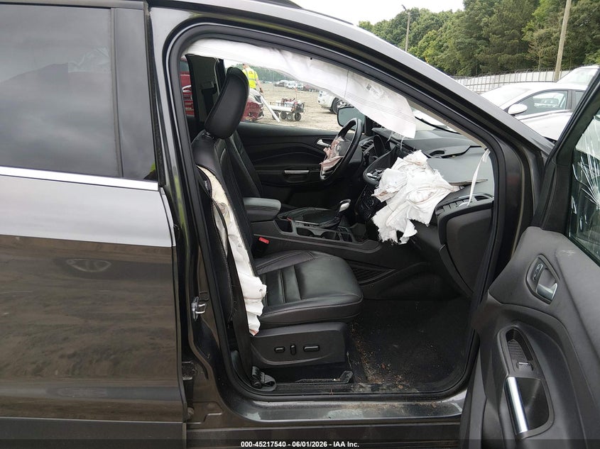2019 FORD ESCAPE auction photo 5