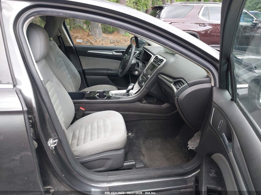 2015 FORD FUSION auction photo 5