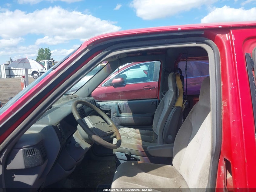 1992 Plymouth Voyager VIN: 2P4GH25K7NR701236 Lot: 45217683