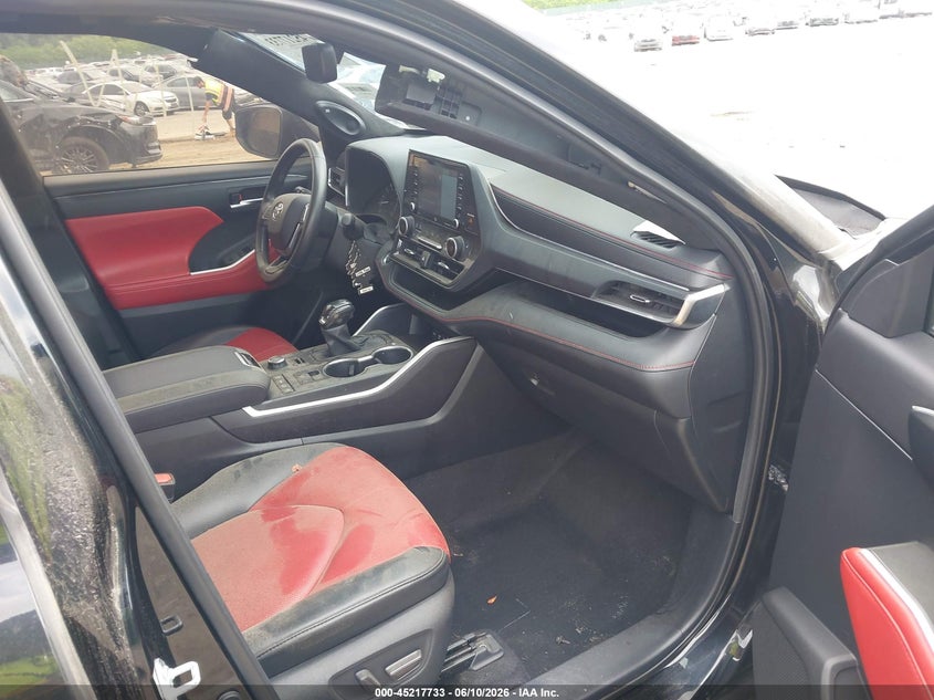 2021 TOYOTA HIGHLANDER auction photo 5