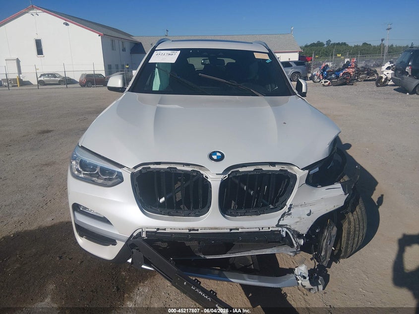 BMW X3 - zdjecie 11