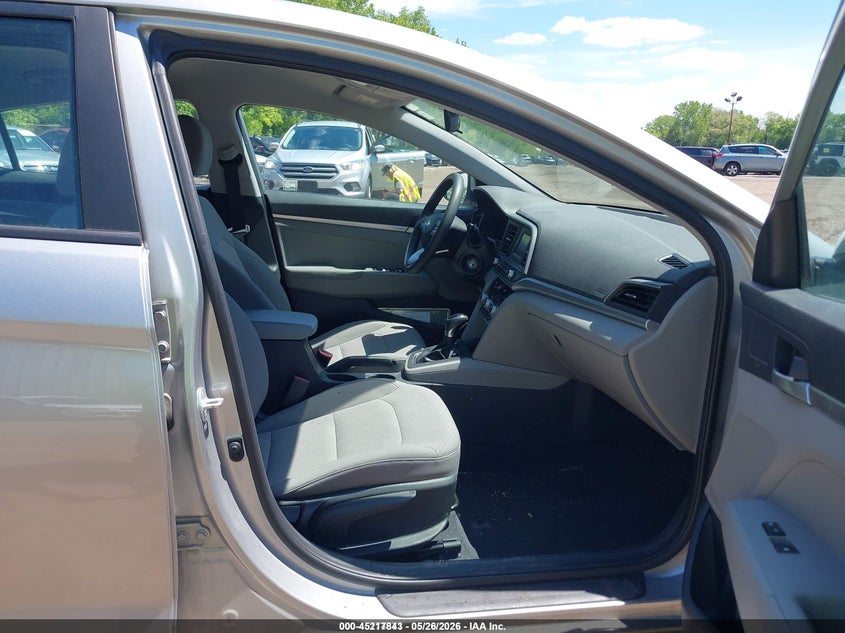 AtlanticExpress - Hyundai Elantra