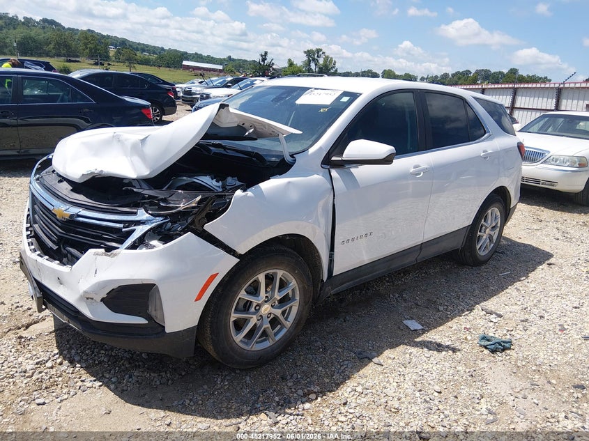 2024 CHEVROLET EQUINOX auction photo 2