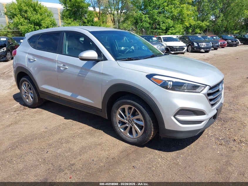 Vin: km8j2ca43ju655843, lot: 45715801, hyundai tucson se 2018 img_1