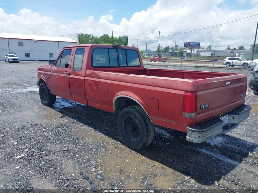 1997 FORD F-250 auction photo 3