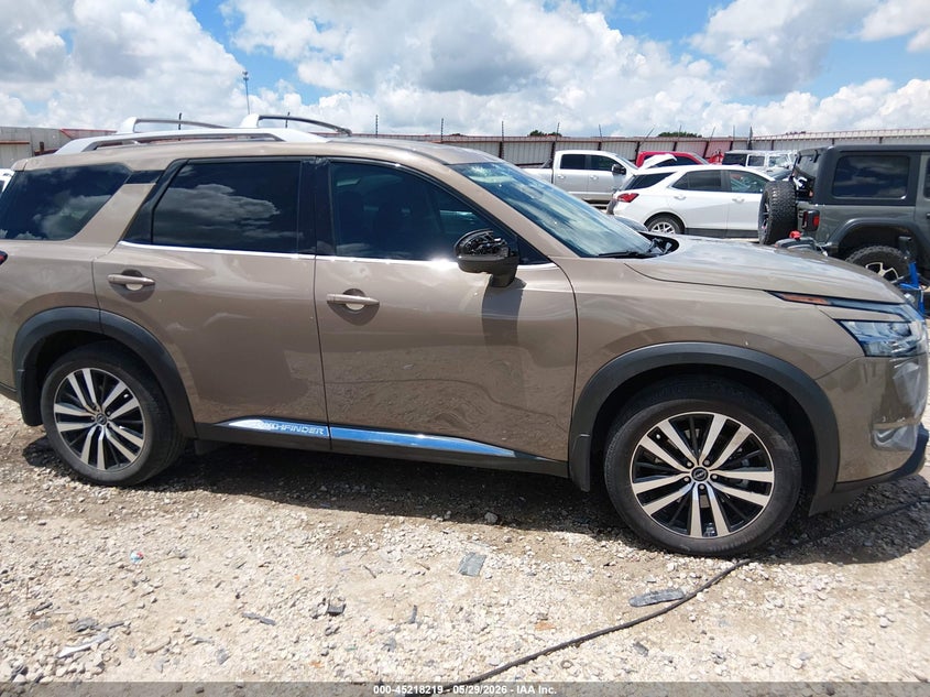 2024 NISSAN PATHFINDER PLATINUM FWD — Photo 13