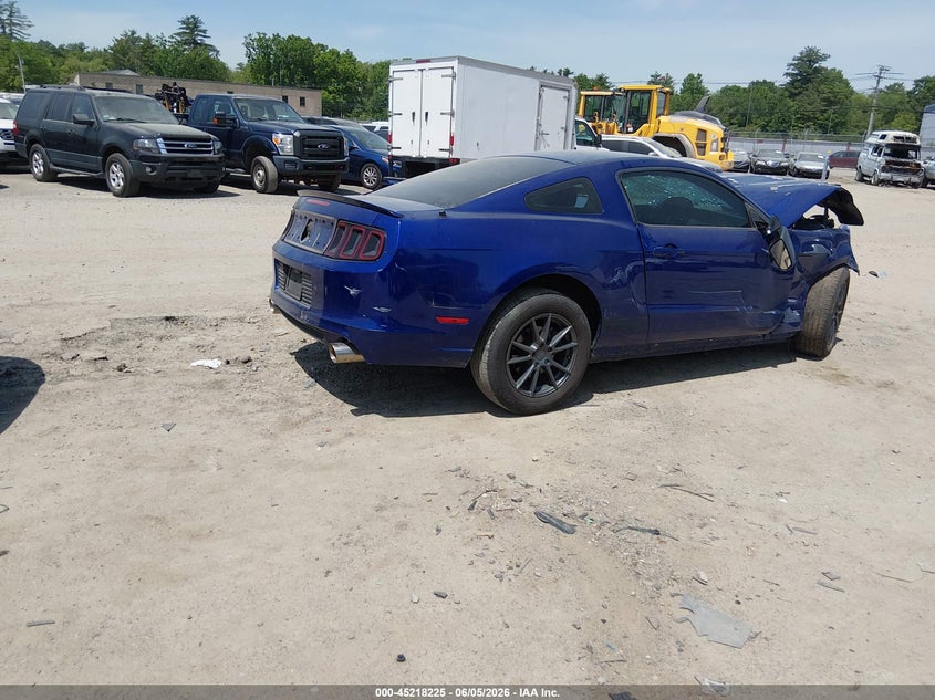 Vin: 1zvbp8am2d5213266, lot: 45715986, ford mustang v6 20134