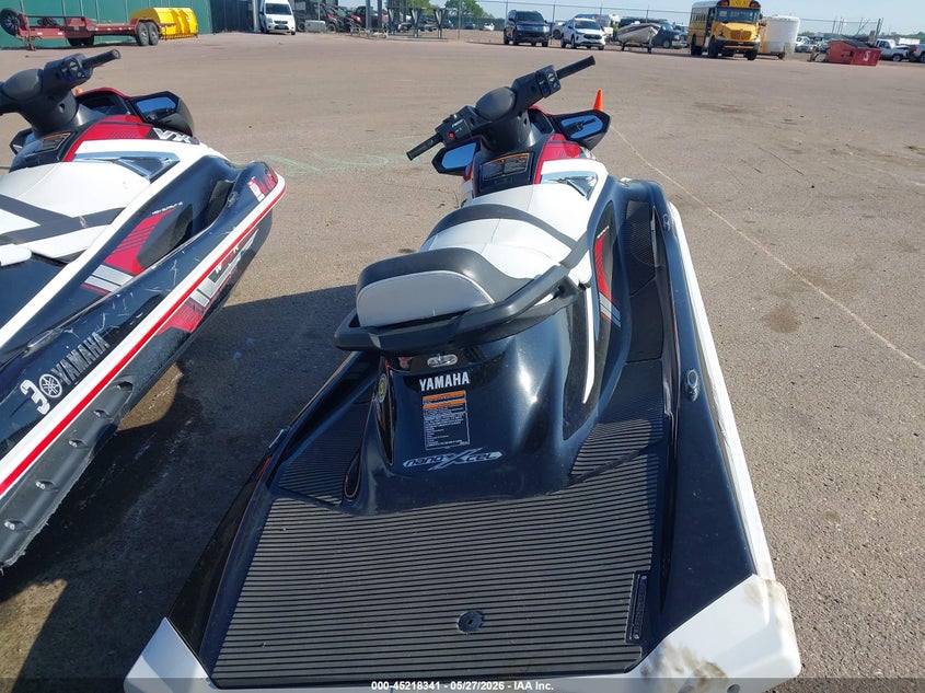 2018 Yamaha Vx Limited VIN: YAMA4242E818 Lot: 45218341
