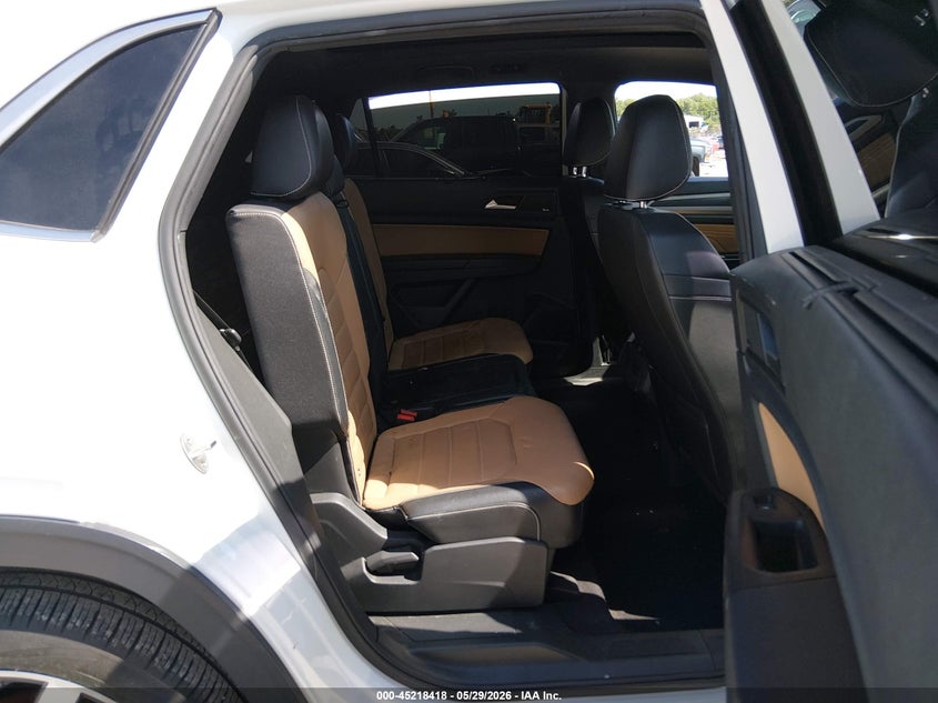 2020 Volkswagen Atlas Cross Sport 3.6L V6 Sel Premium R-Line VIN: 1V2TE2CA8LC213908 Lot: 45218418