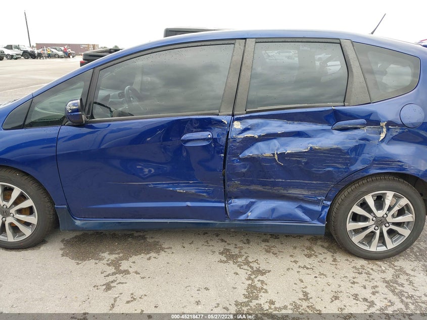 2012 Honda Fit 1.5 Sport blue Lot 111045218477 Vin JHMGE8H56CC027221
