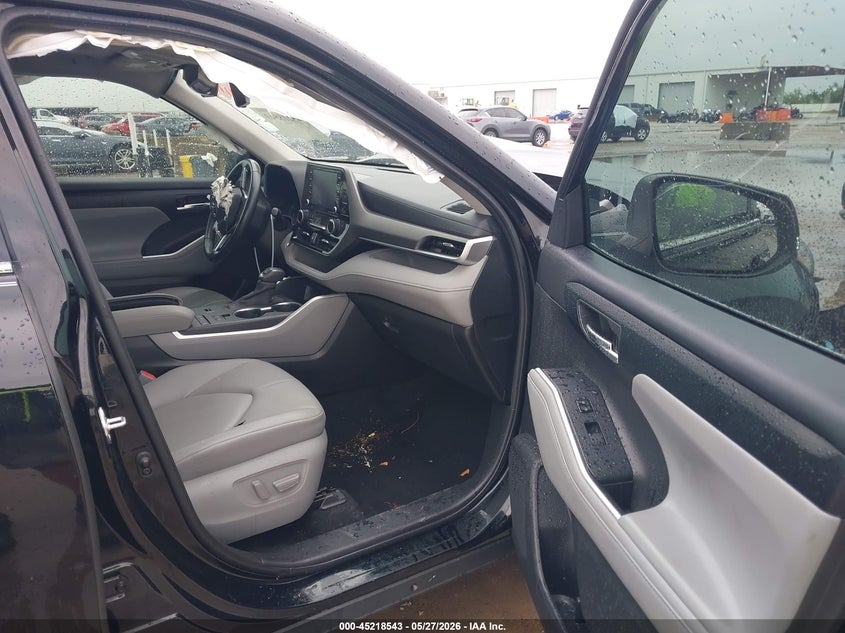 2020 TOYOTA HIGHLANDER auction photo 5