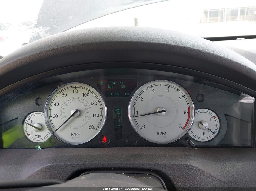 2005 CHRYSLER 300C auction photo 7