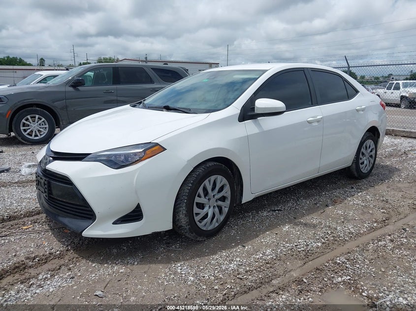 2017 Toyota Corolla Le 2T1BURHE5HC892894 photo 1