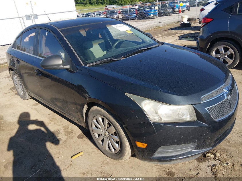2011 CHEVROLET CRUZE LS