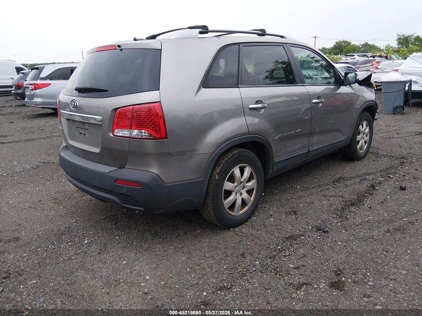 2012 KIA SORENTO auction photo 4
