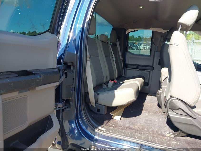 2015 FORD F-150 auction photo 8