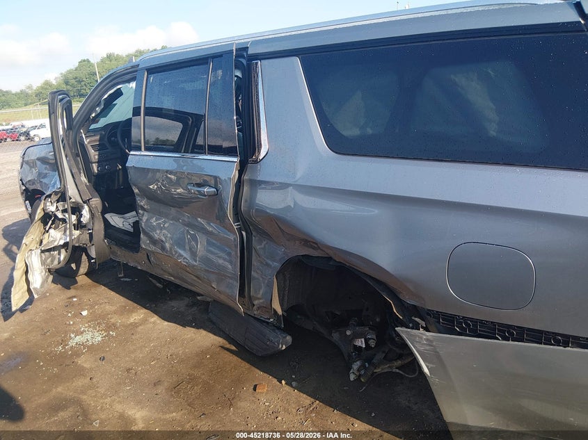 2024 Chevrolet Suburban 4Wd Lt VIN: 1GNSKCKDXRR387418 Lot: 45218736