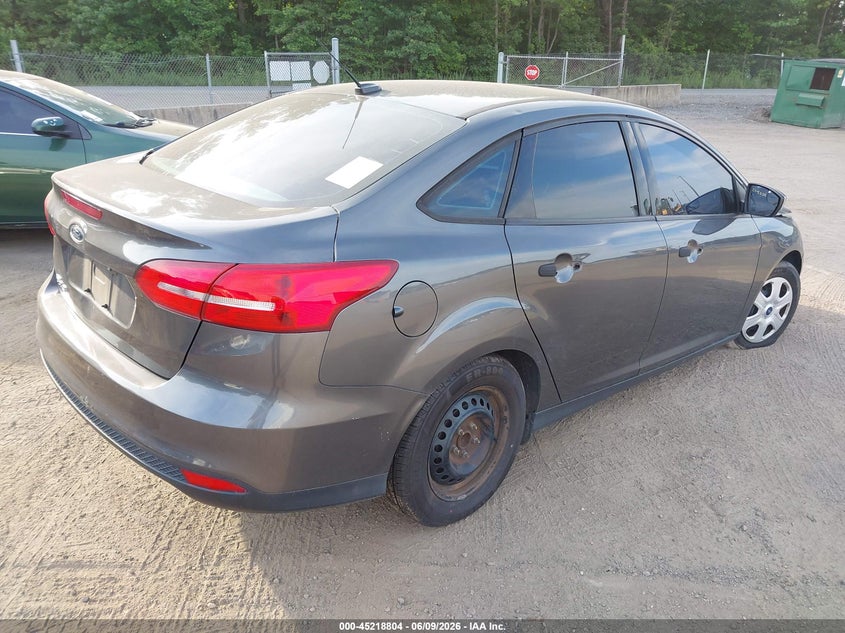 Vin: 1fadp3e27hl304676, lot: 45716565, ford focus s 20174