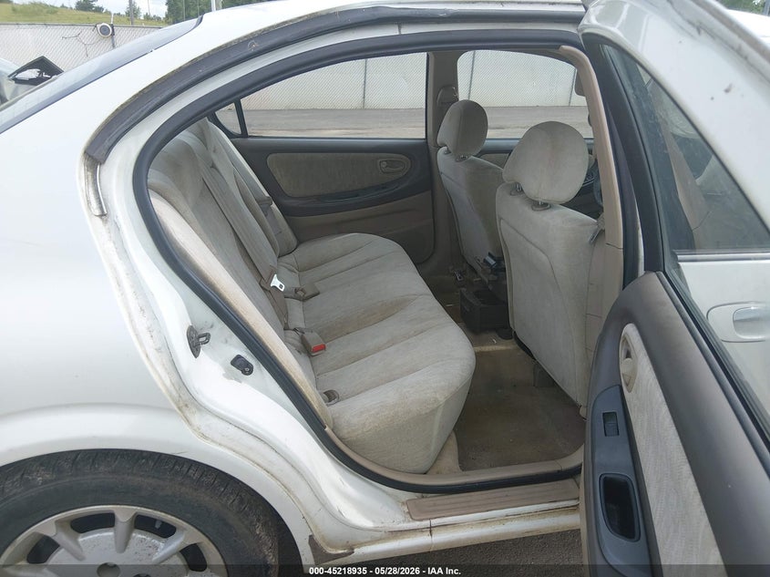 2001 Nissan Maxima VIN: JN1CA31051T824527 Lot: 45218935