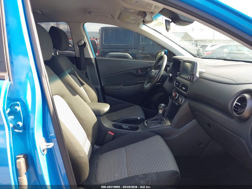 VIN KM8K22AA2LU464566 2020 HYUNDAI KONA SEL