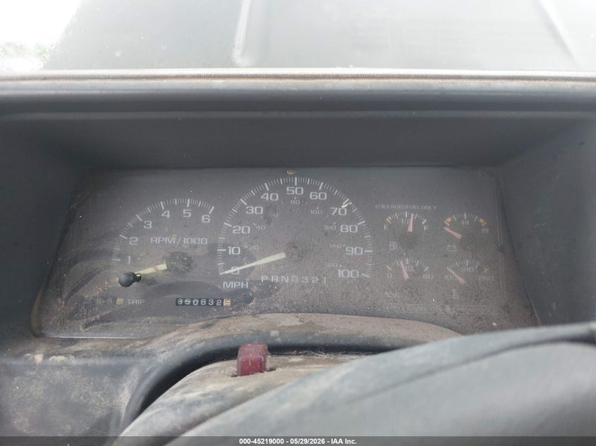 1998 CHEVROLET K2500 auction photo 7