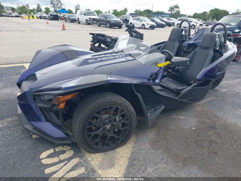 2024 POLARIS SLINGSHOT auction photo 2