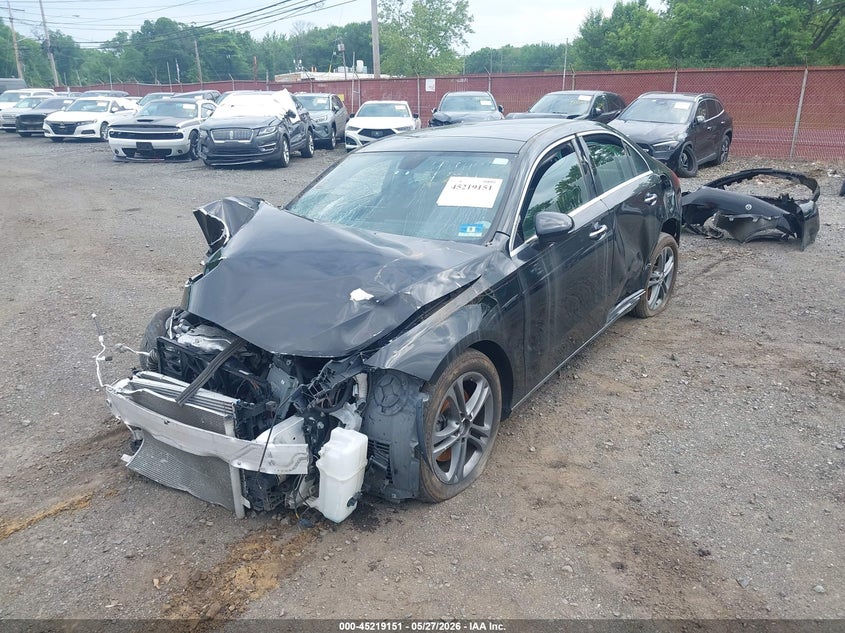 2020 Mercedes-Benz A 220 4Matic VIN: W1K3G4FB5LW042972 Lot: 45219151
