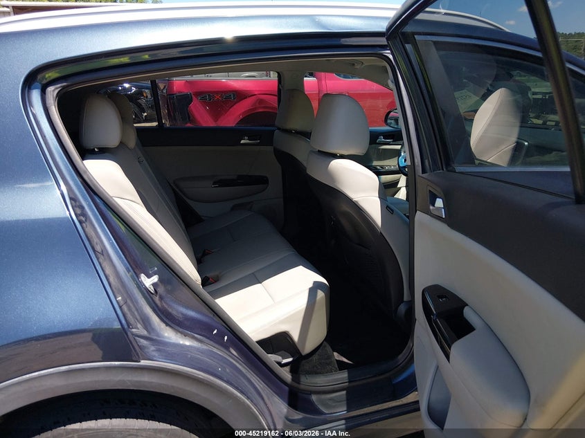 2020 Kia Sportage Ex VIN: KNDPNCACXL7765366 Lot: 45219162